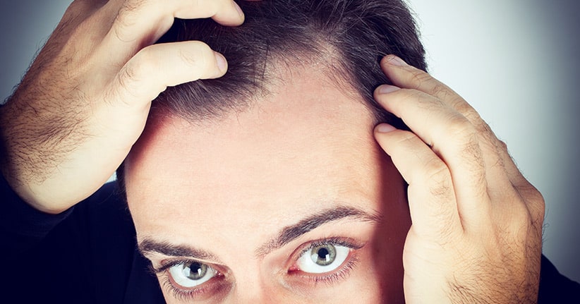 Neue Studie – kann Koffein doch Haarausfall verhindern?
