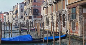 Immer-mehr-Touristen—warum-die-Venezianer-ihre-Stadt-verlassen
